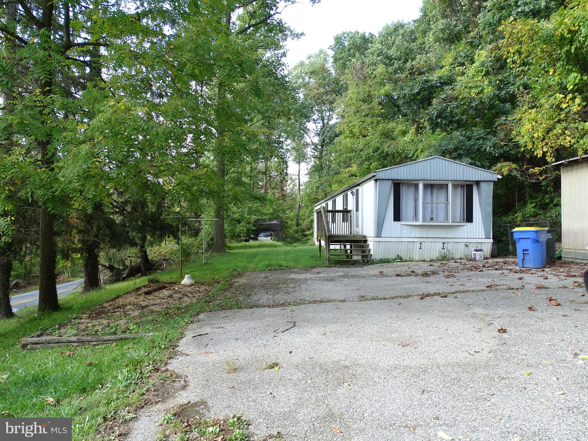 1351 Haines Ext Road York, PA 17402 - Photo 4 of 42 Gallery Image 4