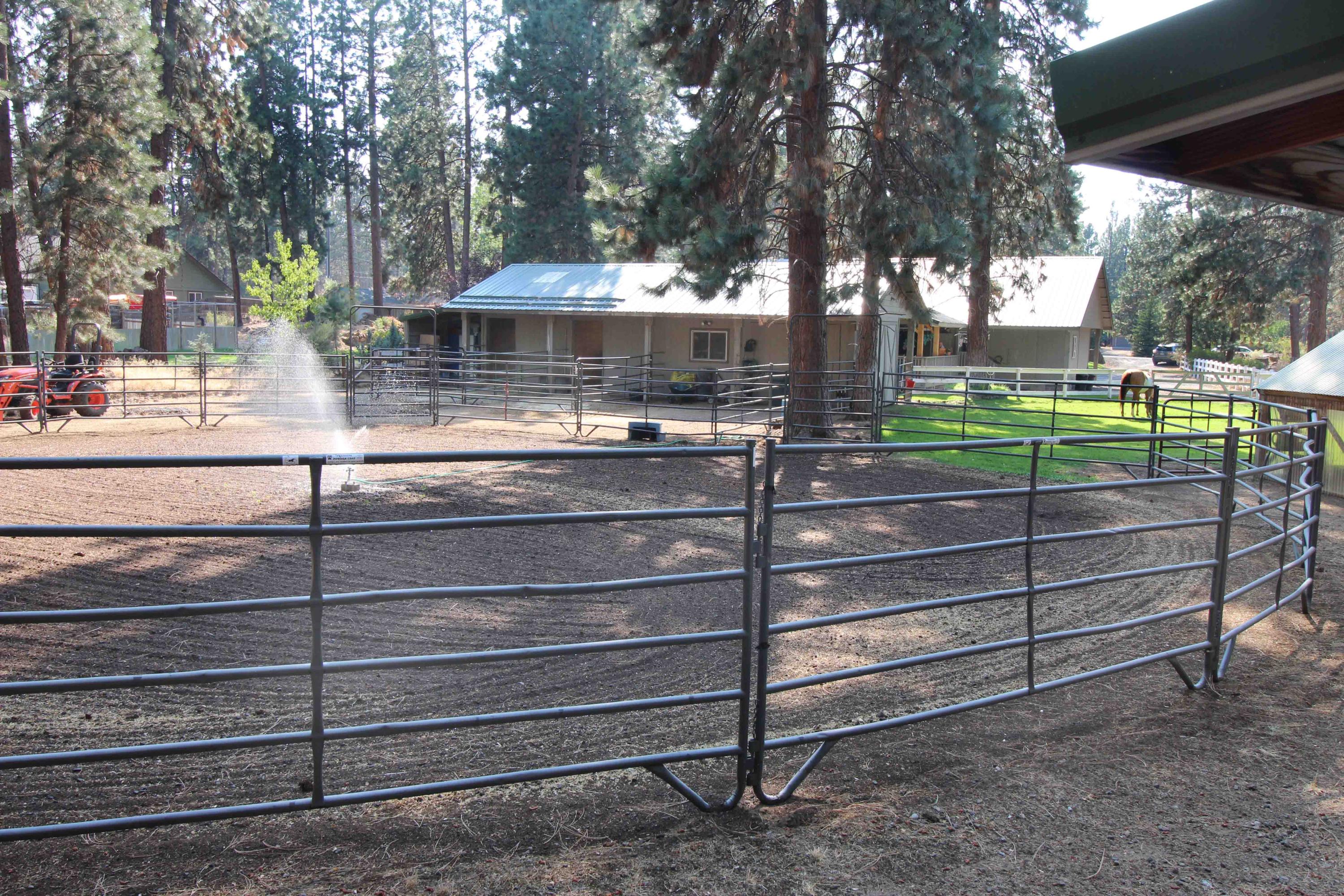 60076 Turquoise Road Bend, OR 97702 - Photo 37 of 43 Round pen behind the barn