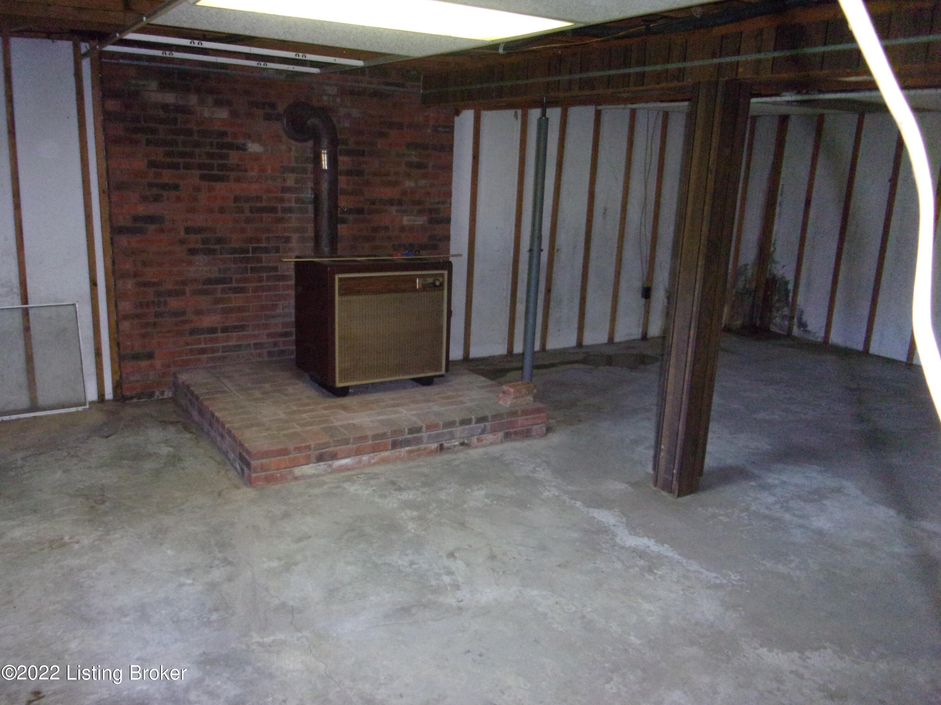 9509 Lawrenceburg Road Chaplin, KY 40012 - Photo 25 of 25 101_4253