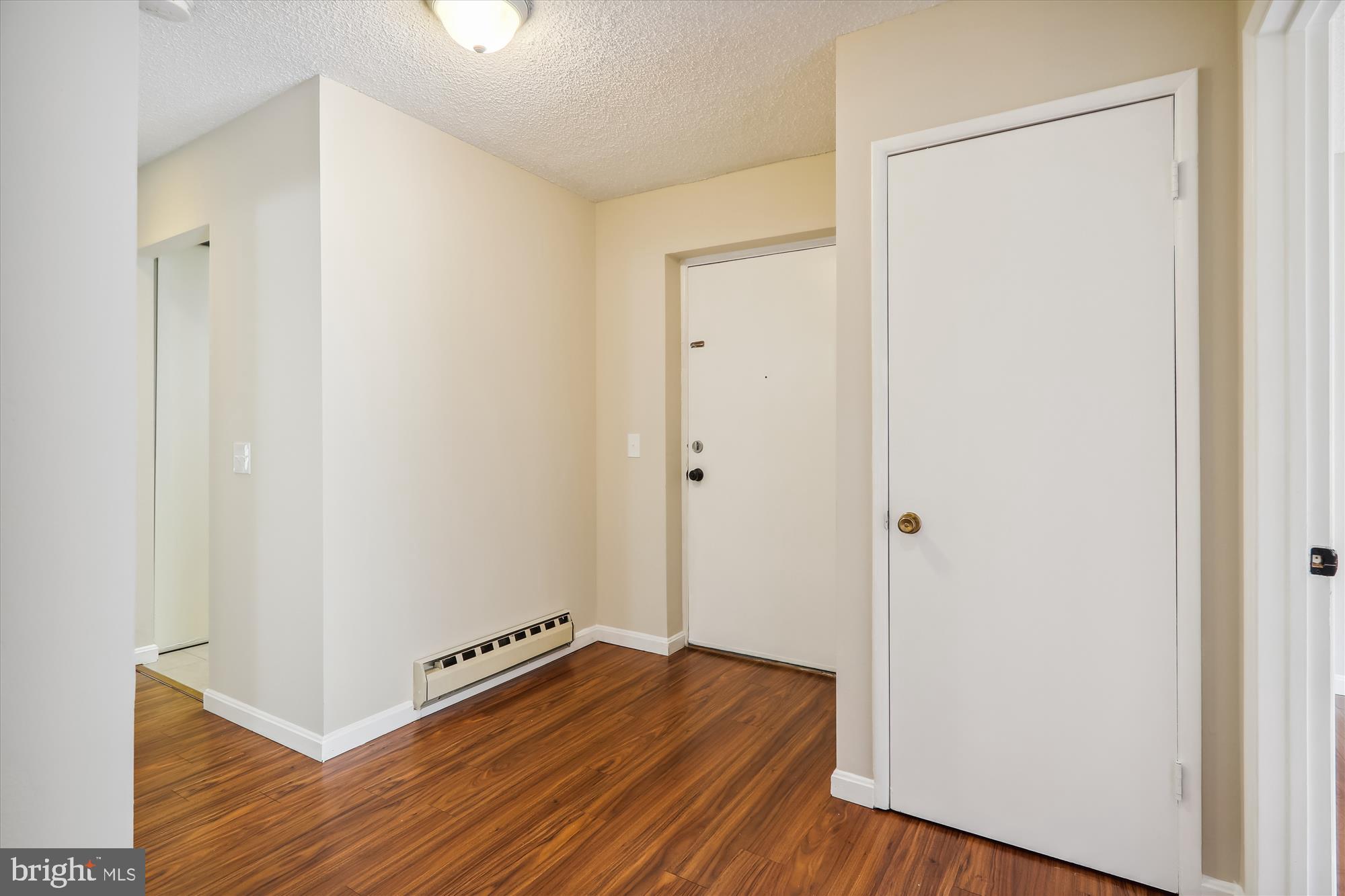3511 Forest Edge Drive, Unit 171B Silver Spring, MD 20906 - Photo 8 of 66 Entry