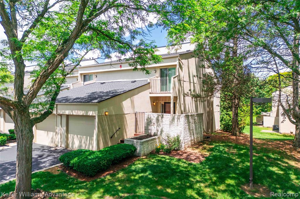 39478 Country Lane Novi, MI 48375 - Photo 30 of 38