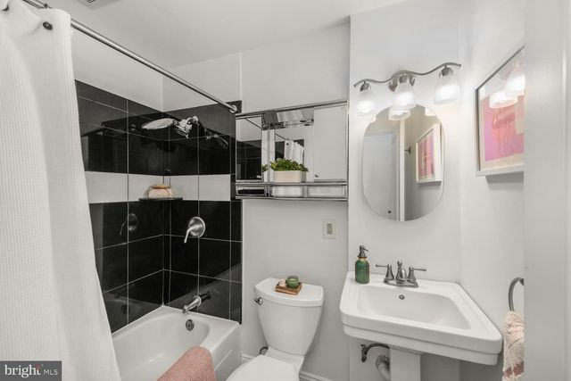 $536,000 | 1615 Q Street Northwest, Unit 203, Washington, DC 20009