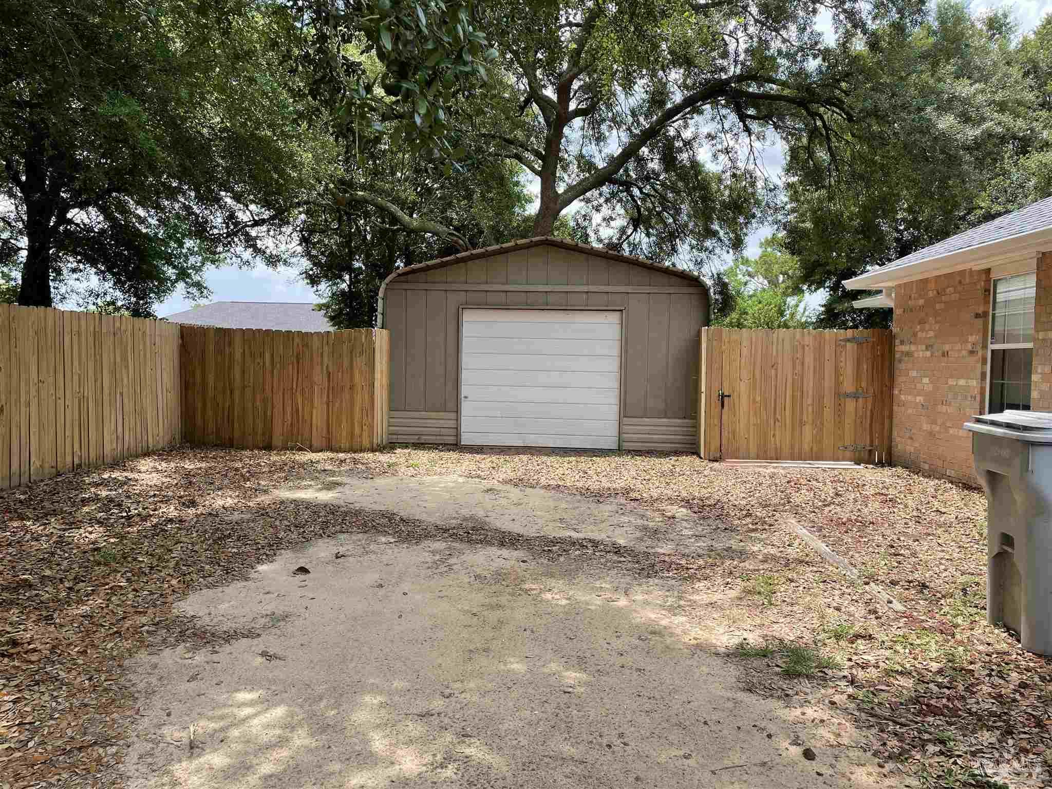 5697 Ridge Avenue Milton, FL 32583 - Photo 3 of 34 Gallery Image 3