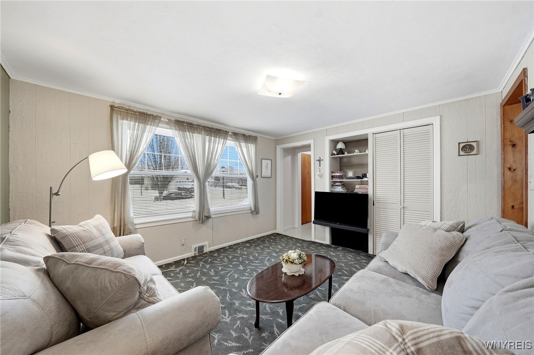 151 Calvert Boulevard Tonawanda, NY 14150 - Photo 12 of 35