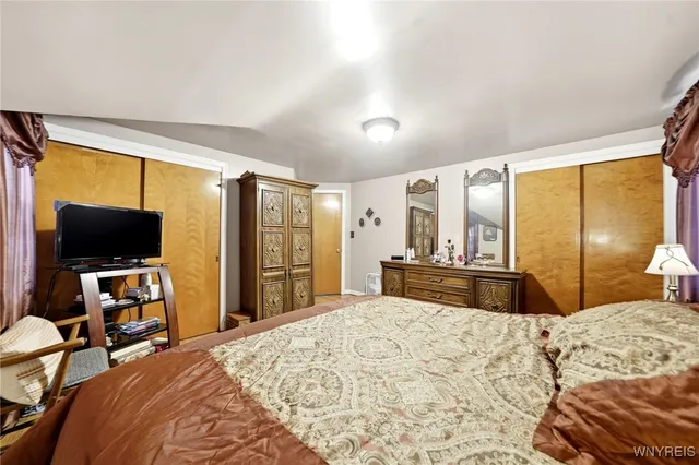 $299,900 | 151 Calvert Boulevard, Tonawanda, NY 14150