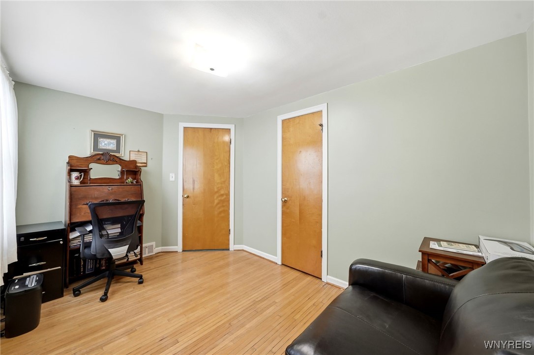 151 Calvert Boulevard Tonawanda, NY 14150 - Photo 22 of 35