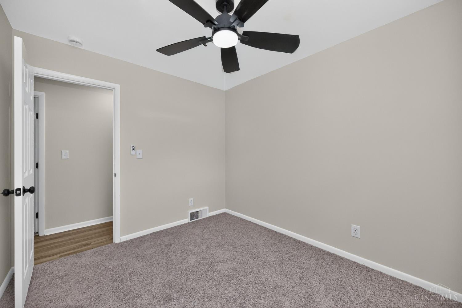 4074 East Kemper Road Sharonville, OH 45241 - Photo 16 of 51