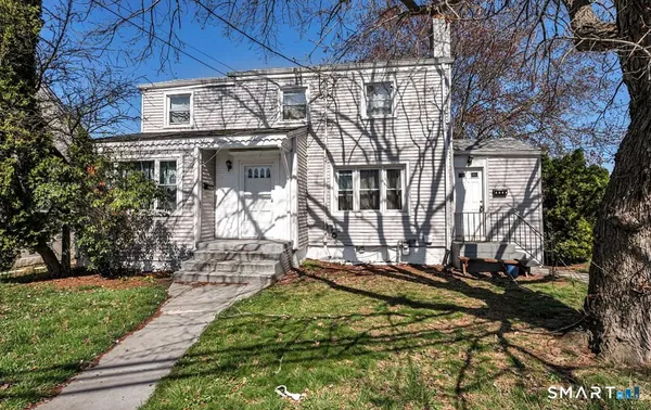 $1,800 | 1956 Madison Avenue, Unit 2, Bridgeport, CT 06606