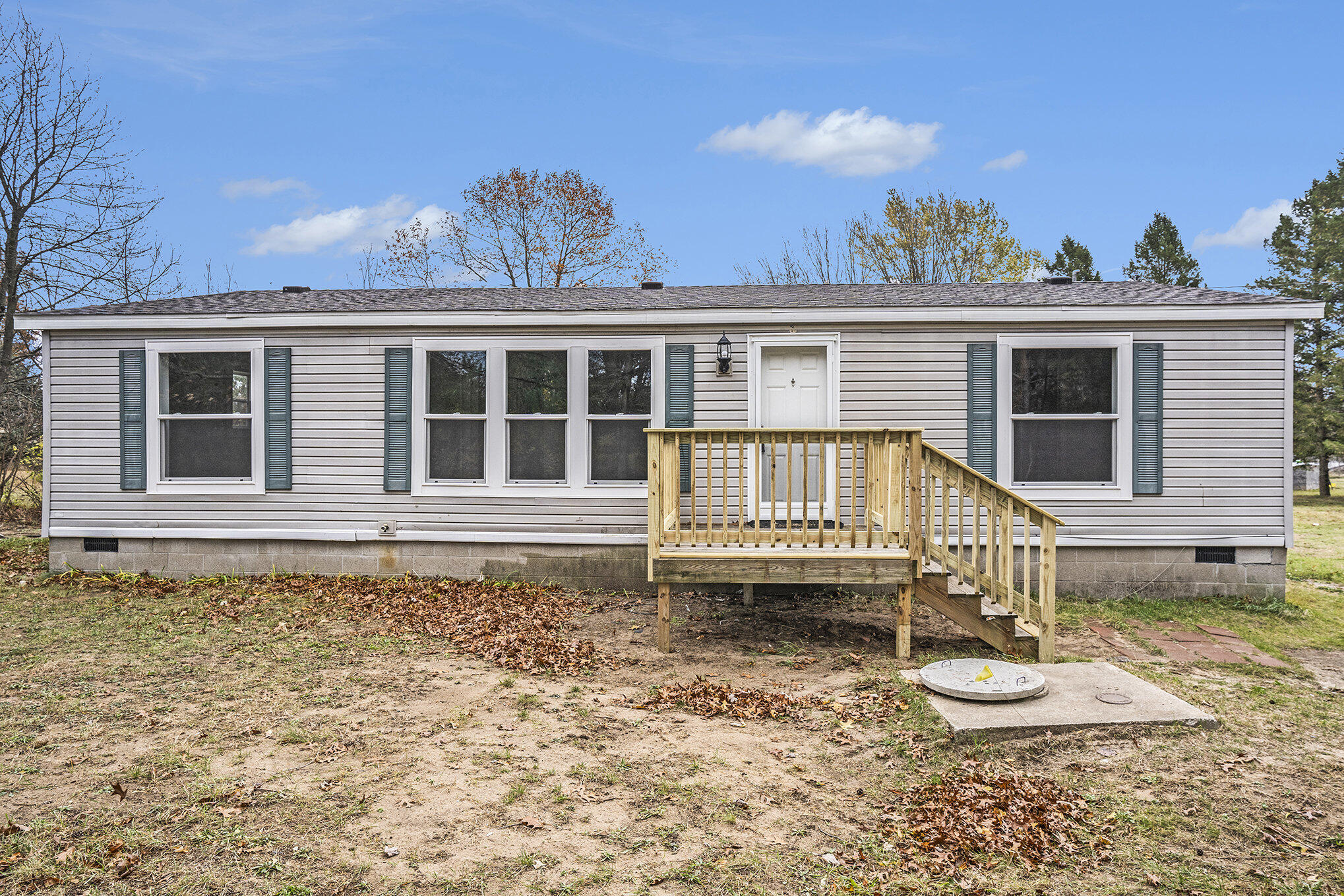 7034 Surf Court Rothbury, MI 49452 - Photo 5 of 20 004_dsc02510_670