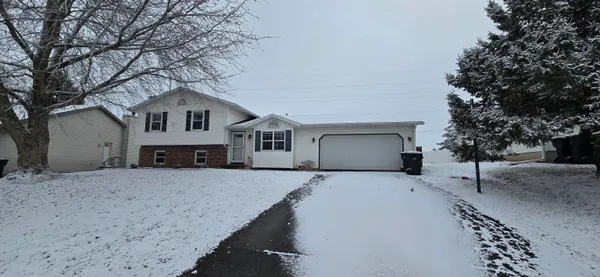 916 Liberty Drive, DeForest, WI 53532