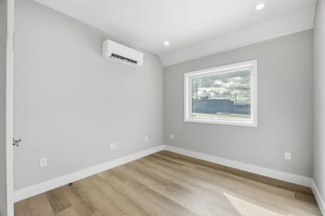 $795,000 | 77 Van Reypen Street, Unit 4, Jersey City, NJ 07306