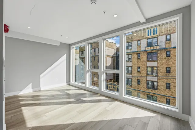 $795,000 | 77 Van Reypen Street, Unit 4, Jersey City, NJ 07306