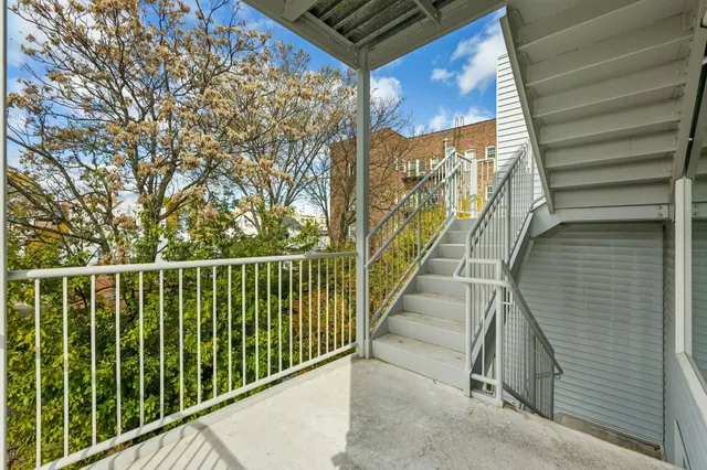 $795,000 | 77 Van Reypen Street, Unit 4, Jersey City, NJ 07306