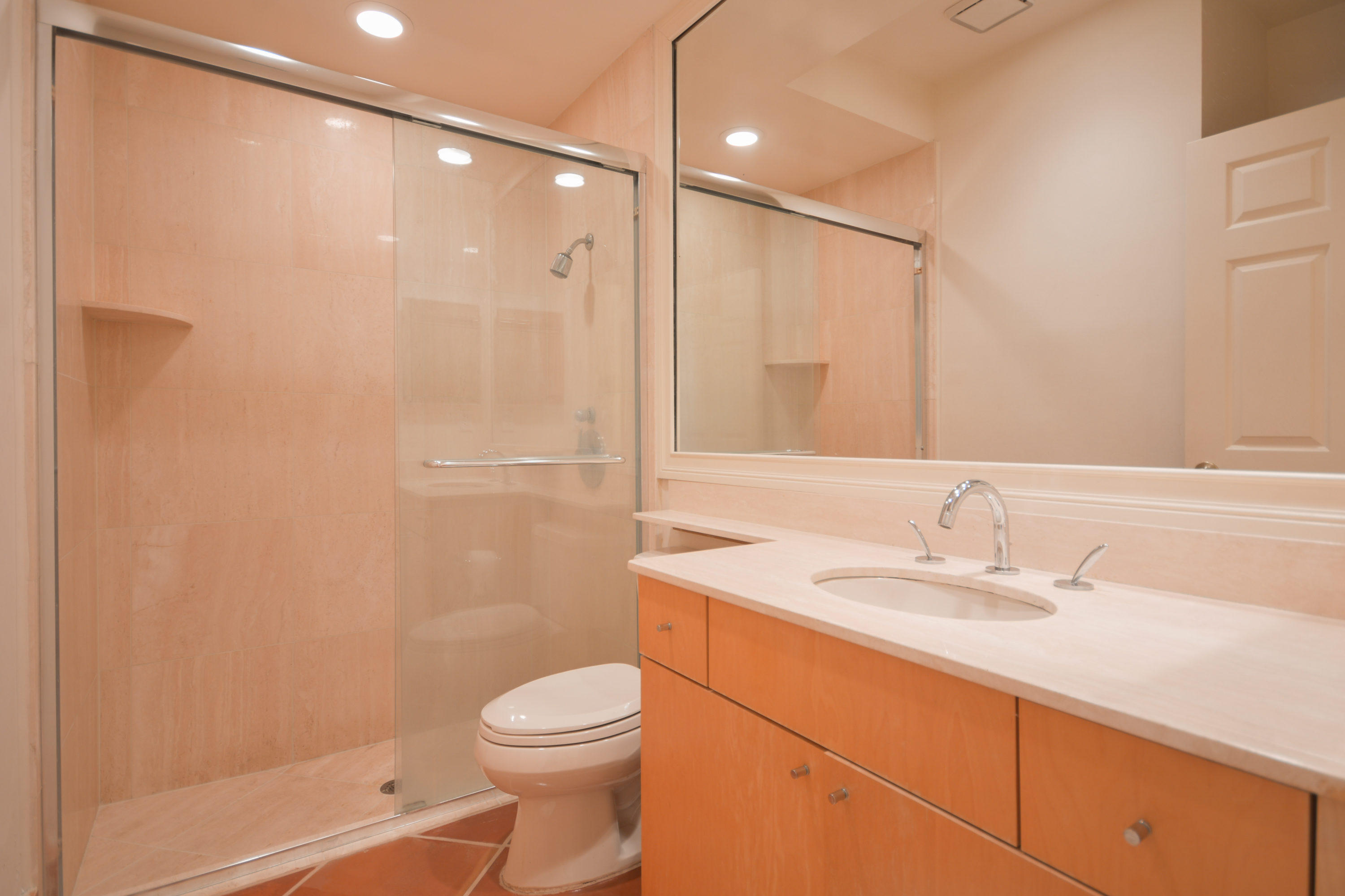 3046 Northwest 61st Street Boca Raton, FL 33496 - Photo 27 of 55 Guest Bath