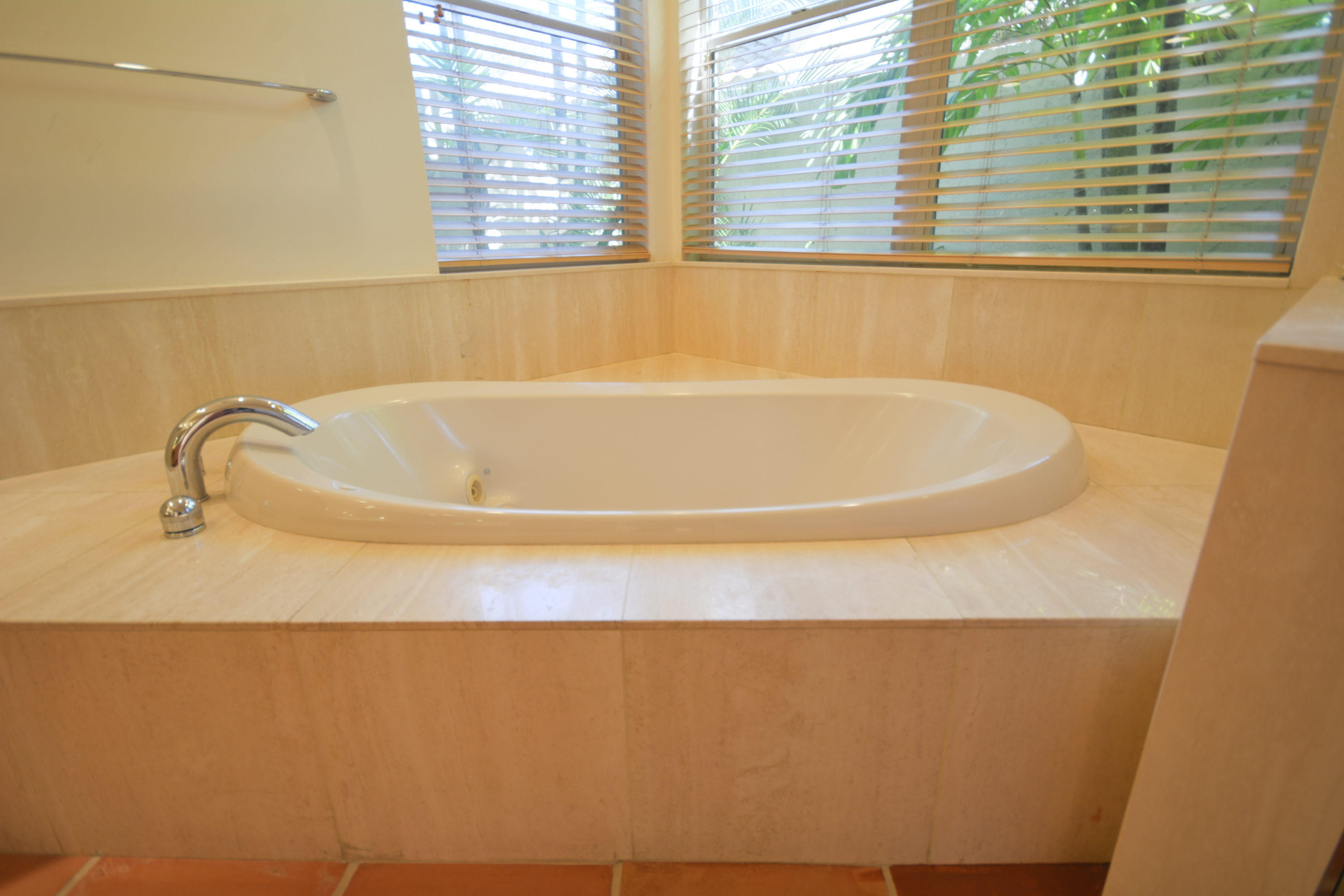 3046 Northwest 61st Street Boca Raton, FL 33496 - Photo 53 of 55 Roman Tub