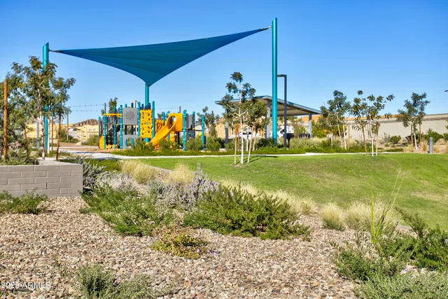 $2,299 | 16845 West Evergreen Road, Waddell, AZ 85355