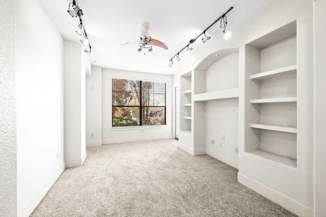 $2,500 | 2600 Hillsboro Pike, Unit 135, Nashville, TN 37212