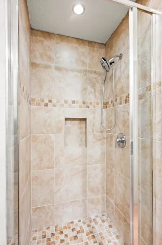 $2,500 | 2600 Hillsboro Pike, Unit 135, Nashville, TN 37212