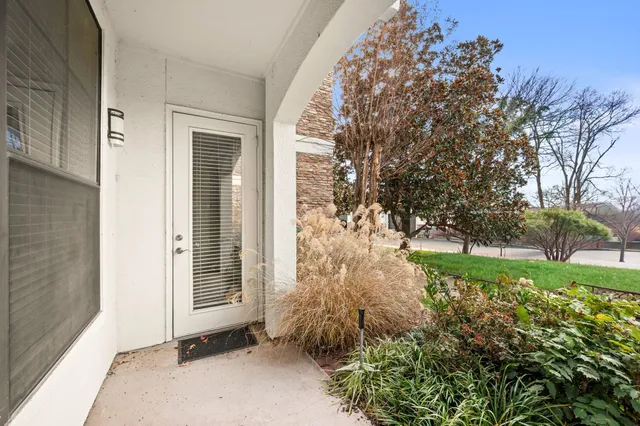 $2,500 | 2600 Hillsboro Pike, Unit 135, Nashville, TN 37212