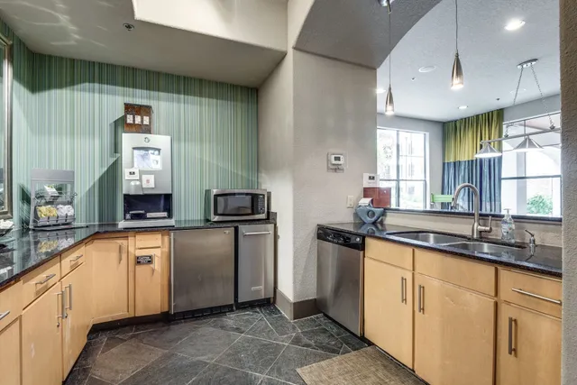 $2,500 | 2600 Hillsboro Pike, Unit 135, Nashville, TN 37212