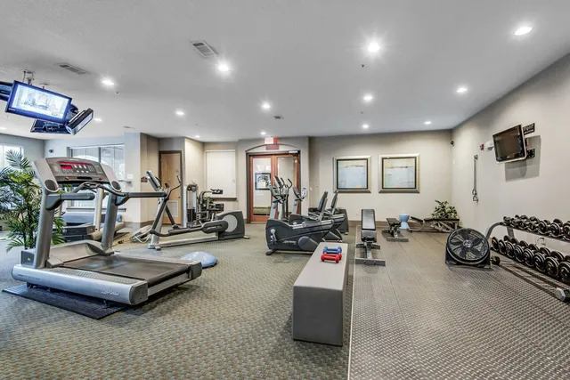 $2,500 | 2600 Hillsboro Pike, Unit 135, Nashville, TN 37212