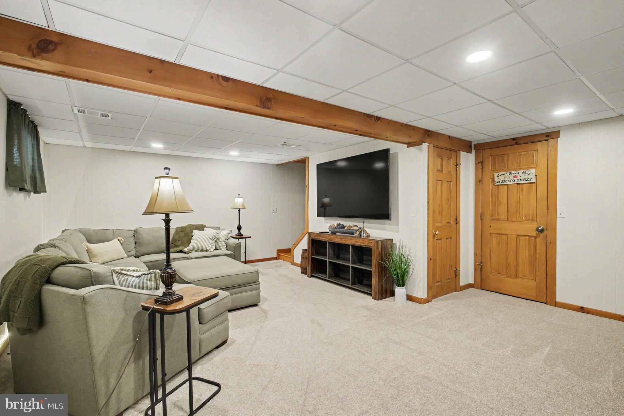 1353 Mill Road Elizabethtown, PA 17022 - Photo 28 of 36 Gallery Image 28