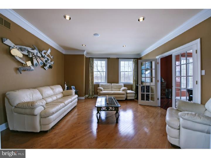 140 Wrights Road Newtown, PA 18940 - Photo 3 of 14 Gallery Image 3