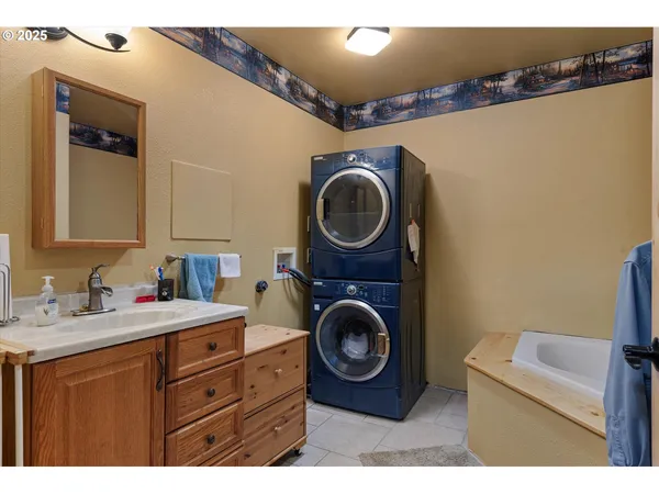 $445,000 | 206 Austin Street, Sumpter, OR 97877