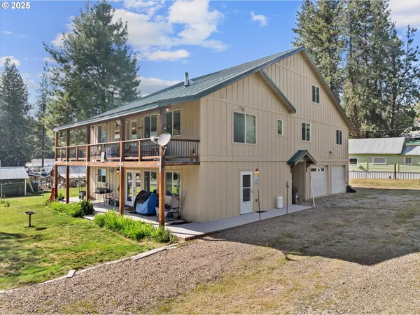 $445,000 | 206 Austin Street, Sumpter, OR 97877