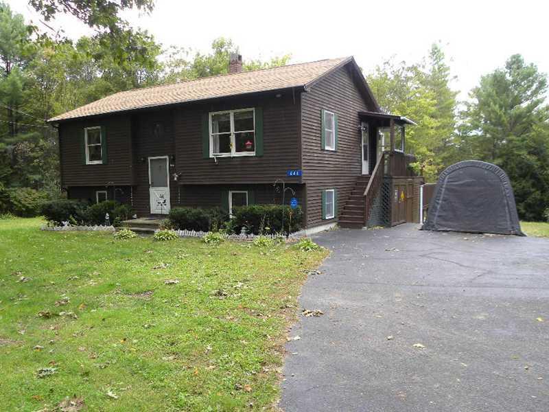 646 Quaker Ridge Road Leeds, ME 04263 - Photo 1 of 20 Exterior Front.
