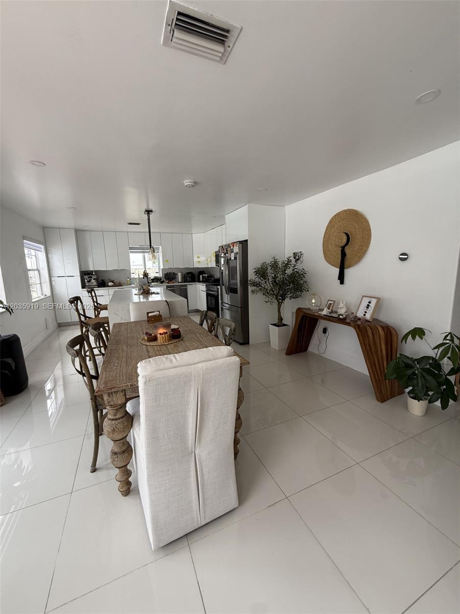 11959 Southwest 269th Terrace Homestead, FL 33032 - Photo 4 of 24