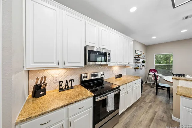 $2,450 | 7302 Carriage Bay, San Antonio, TX 78249