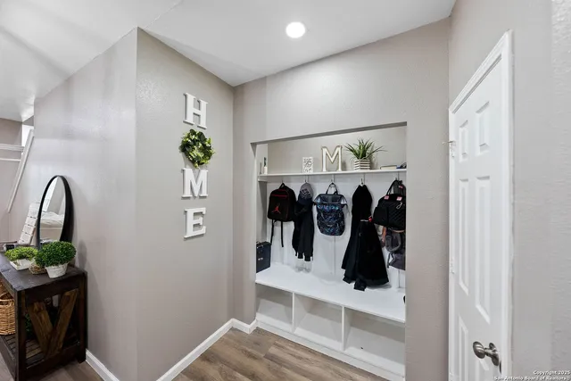 $2,450 | 7302 Carriage Bay, San Antonio, TX 78249