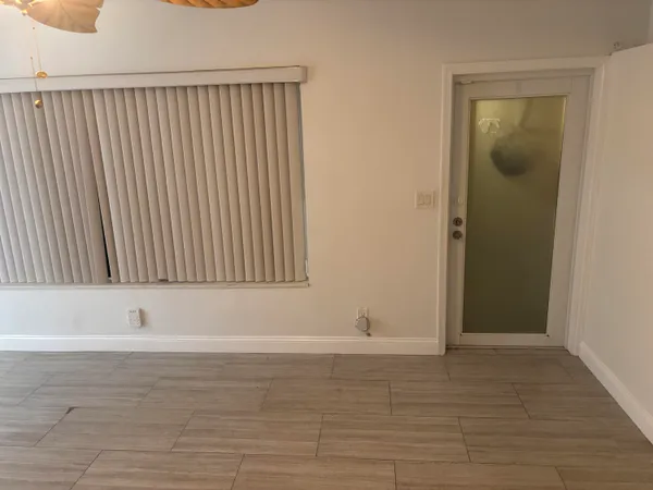 $3,900 | 2424 Grant Street, Unit A, Hollywood, FL 33020