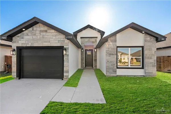 $258,000 | 6108 North Rayo Del Sol Street, Edinburg, TX 78542