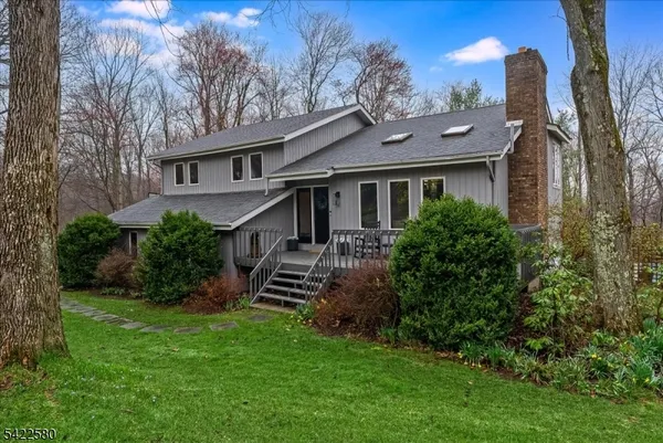 $750,000 | 97 Skyline Drive, Sparta, NJ 07871