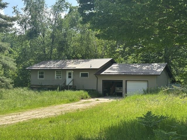 7816 West Vernon Road Lake, MI 48632 - Photo 2 of 7