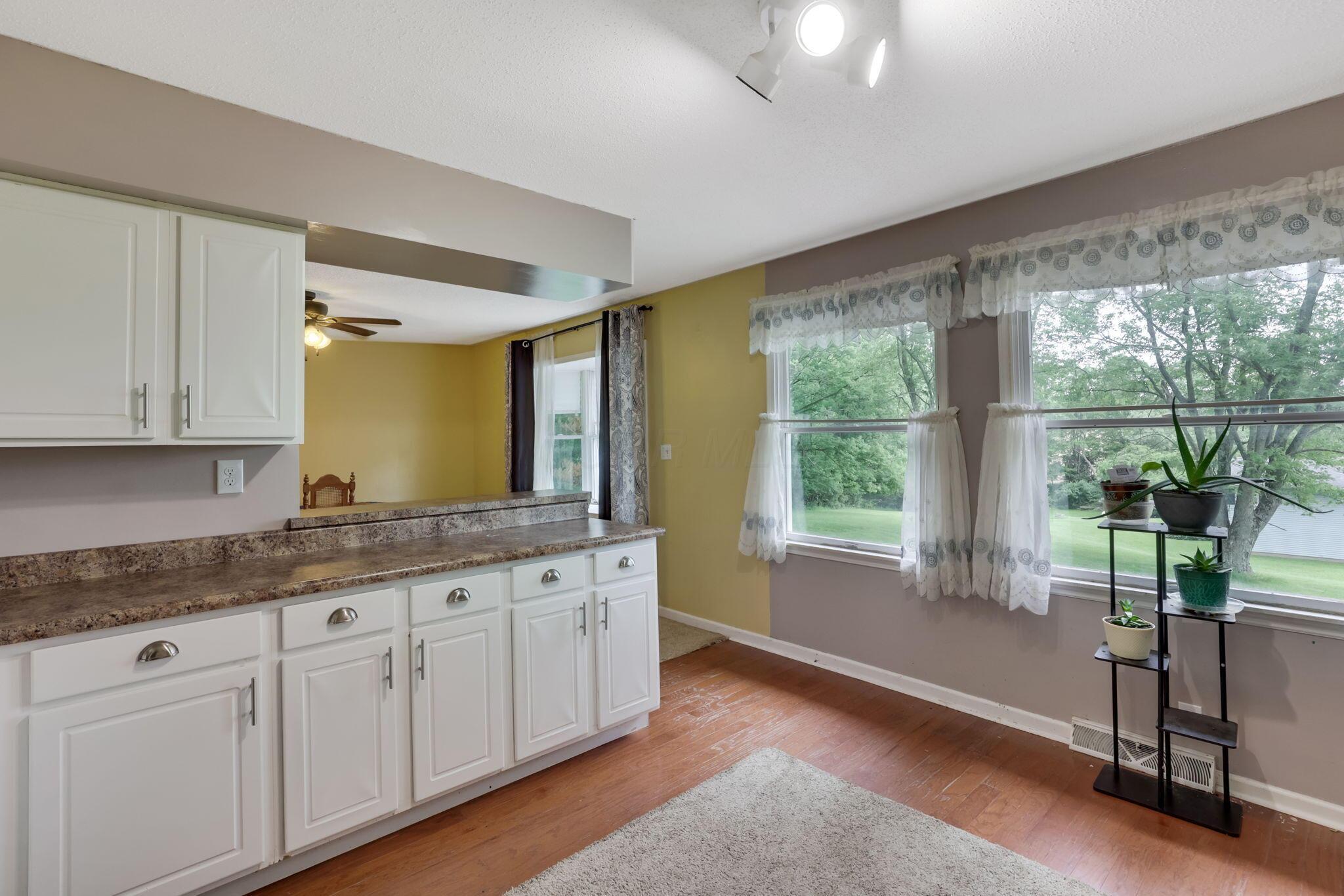 6573 Canyon Road Southeast Hebron, OH 43025 - Photo 13 of 36