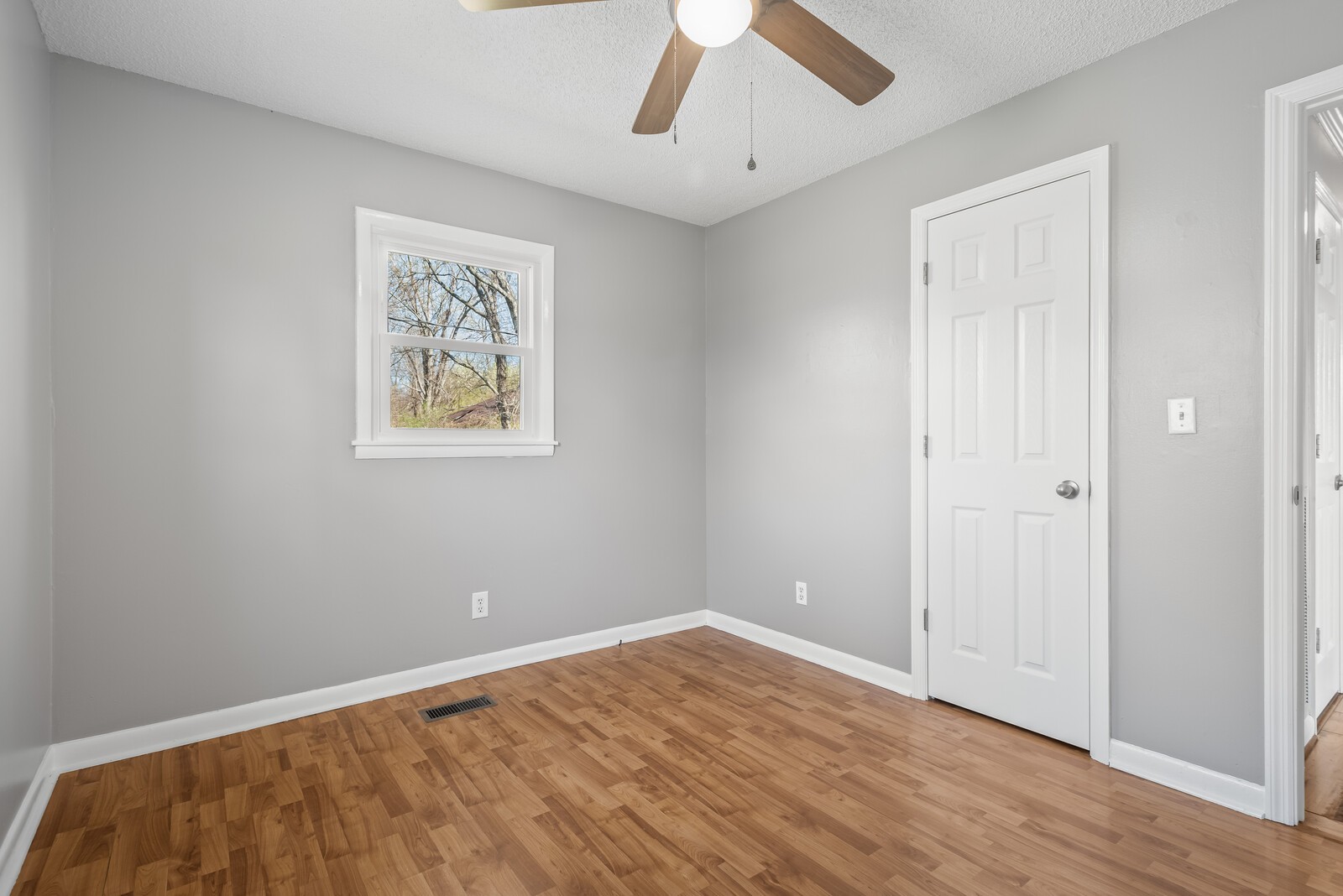 2693 Shellsford Road McMinnville, TN 37110 - Photo 21 of 59 Gallery Image 21
