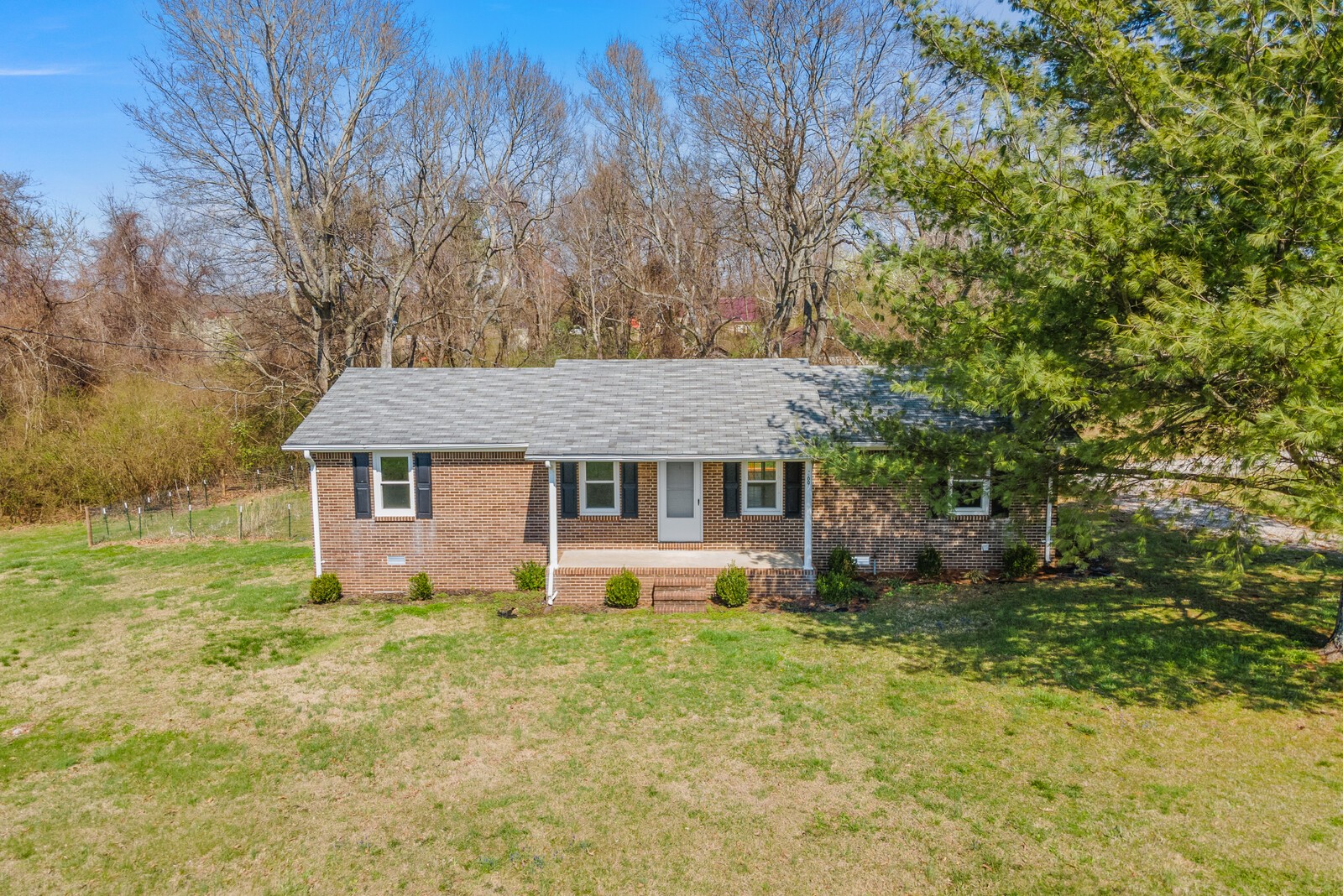 2693 Shellsford Road McMinnville, TN 37110 - Photo 6 of 59 Gallery Image 6