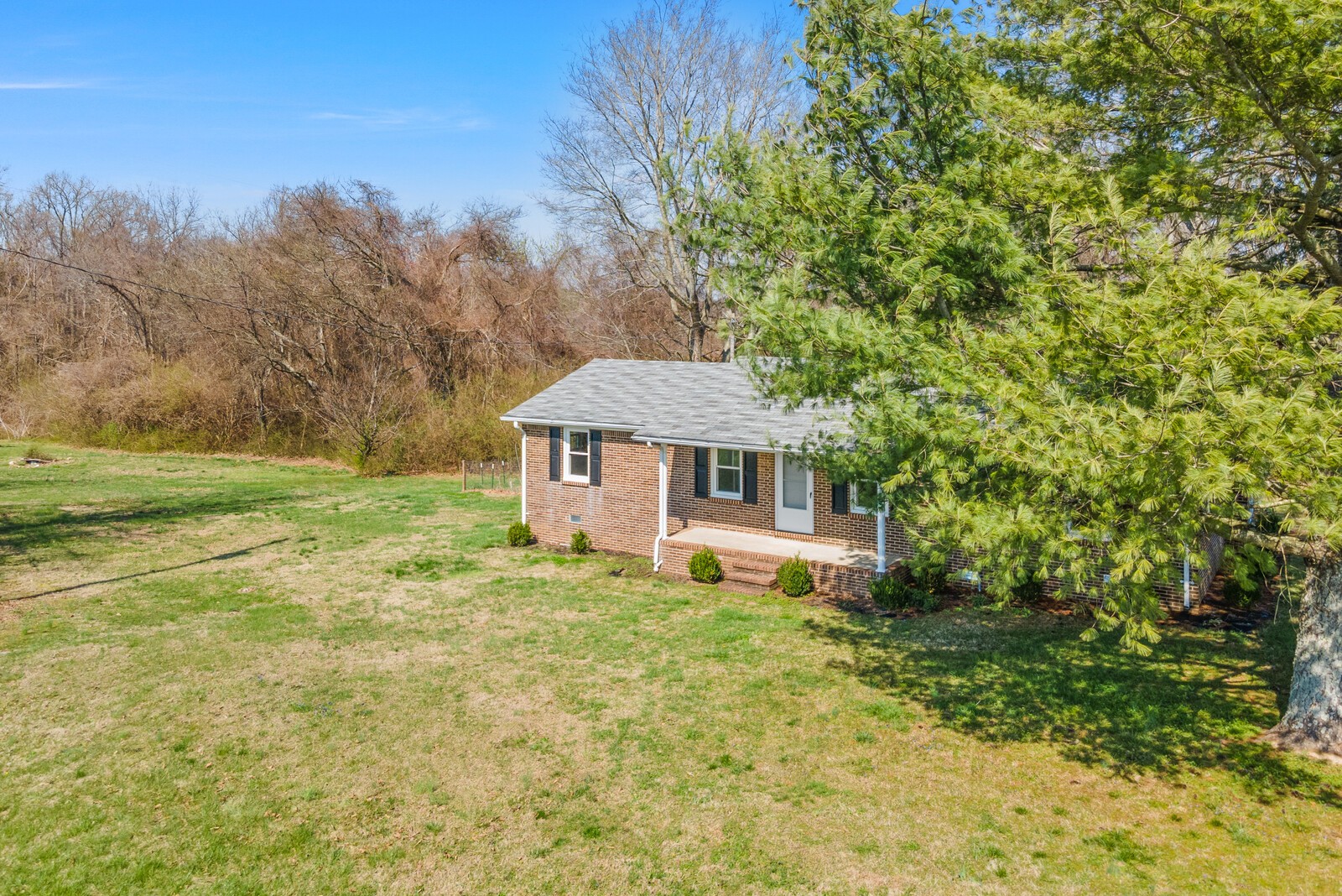 2693 Shellsford Road McMinnville, TN 37110 - Photo 8 of 59 Gallery Image 8