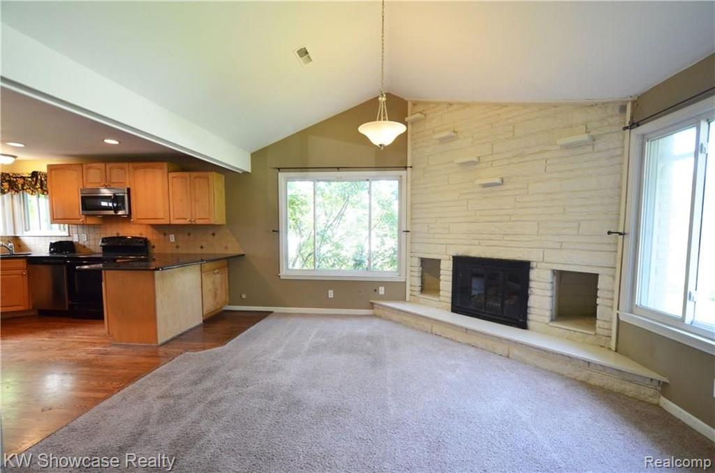 7959 Richardson Road West Bloomfield, MI 48323 - Photo 7 of 13