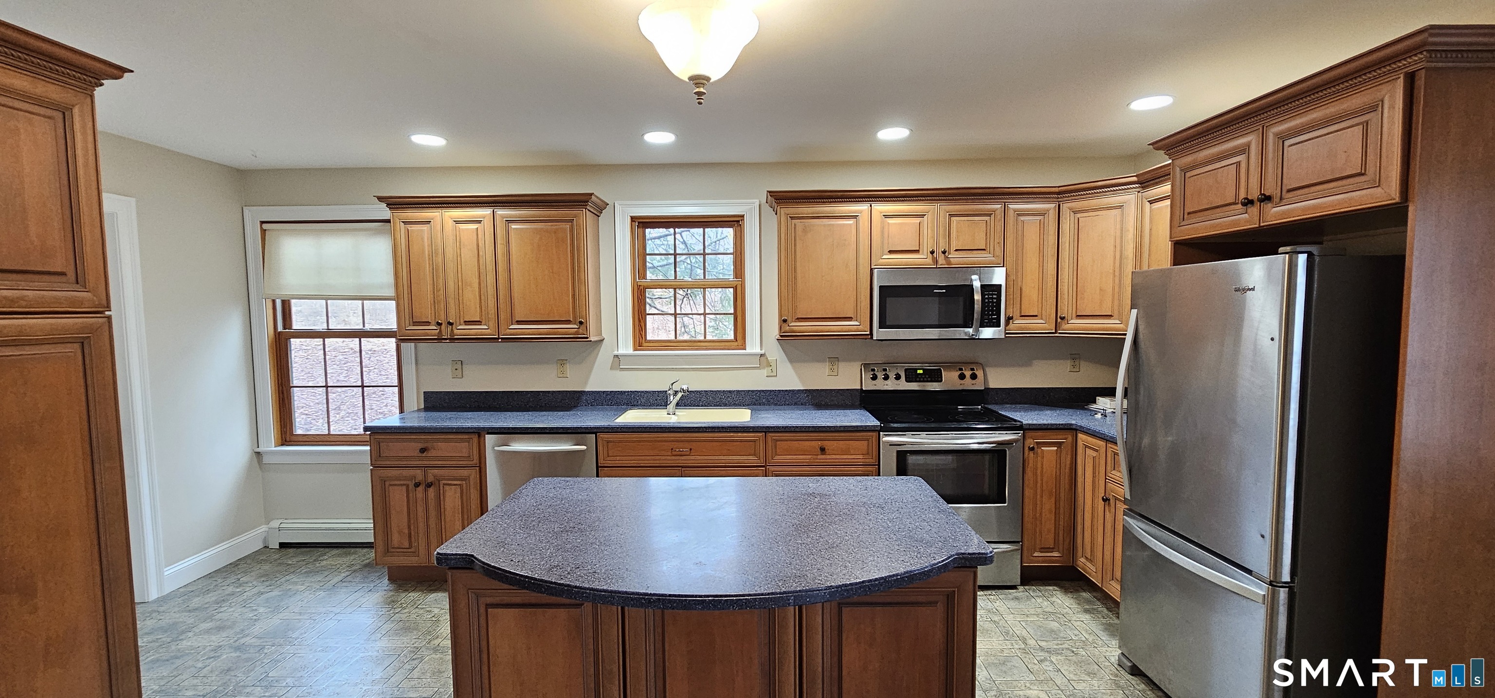 87 Main Street Deep River, CT 06417 - Photo 17 of 37