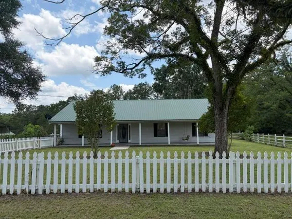 $2,400 | 1567 Perry Smith Road, Baker, FL 32531
