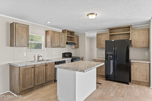 $299,900 | 323 Foster Road, Blaine, TN 37709