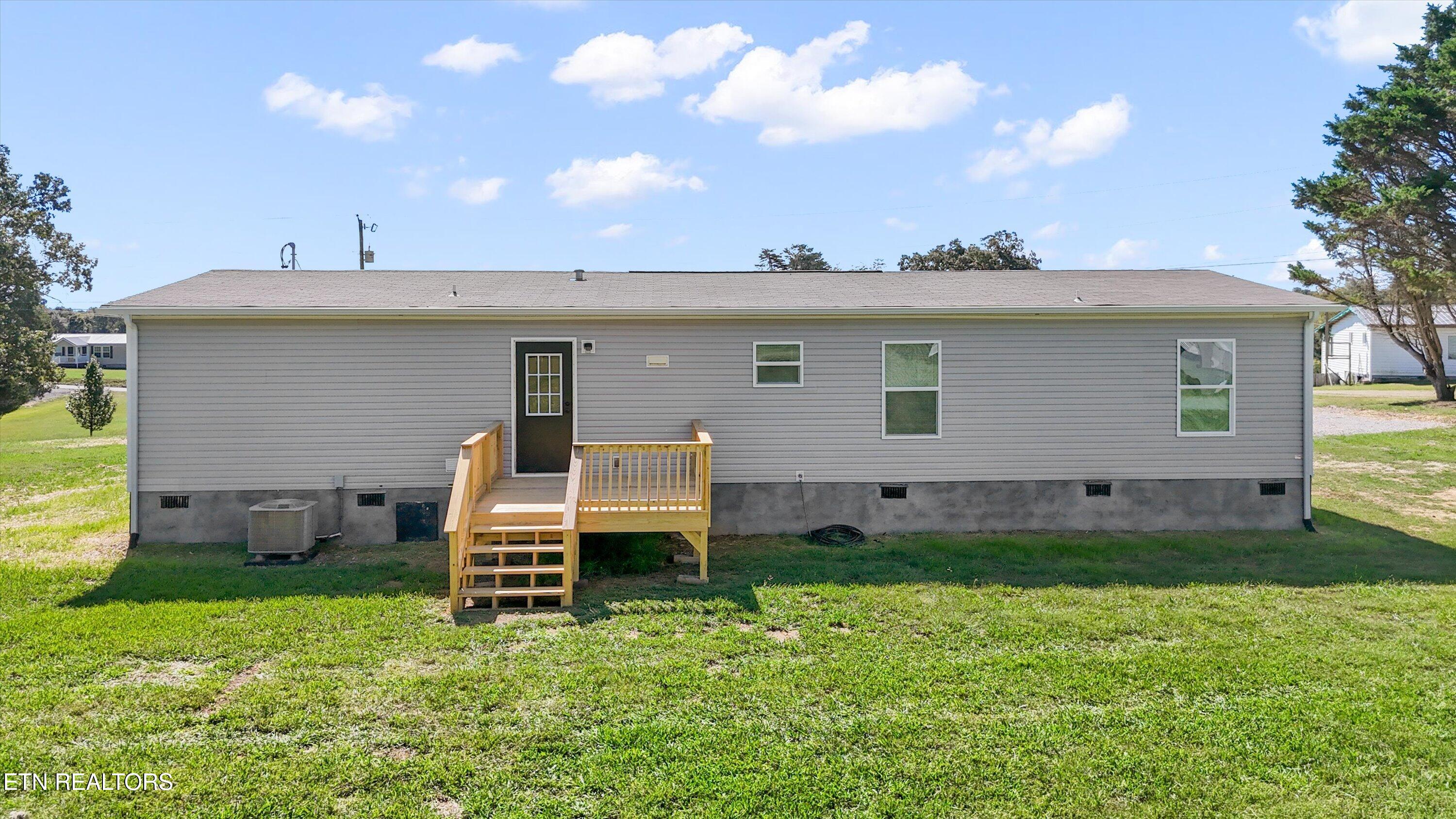 323 Foster Road Blaine, TN 37709 - Photo 23 of 31 23-323 Foster Rd28