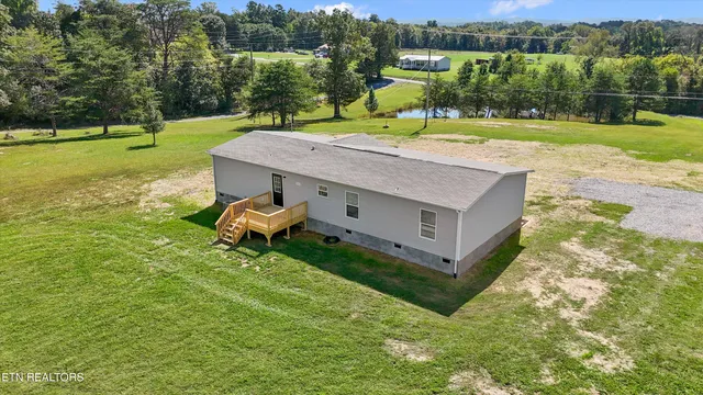 $299,900 | 323 Foster Road, Blaine, TN 37709