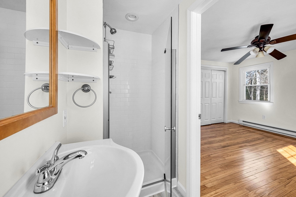 128 Thresher Road Hampden, MA 01036 - Photo 19 of 34