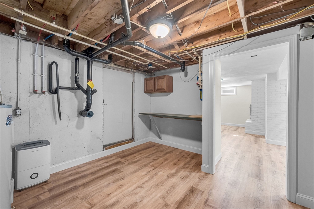 128 Thresher Road Hampden, MA 01036 - Photo 31 of 34