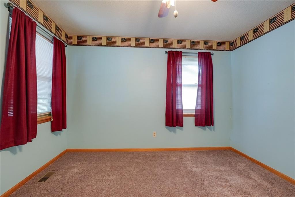 1211 North Davis Road Independence, MO 64056 - Photo 22 of 33